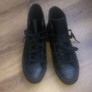 Converse Chuck Taylor All Star leather. Black.